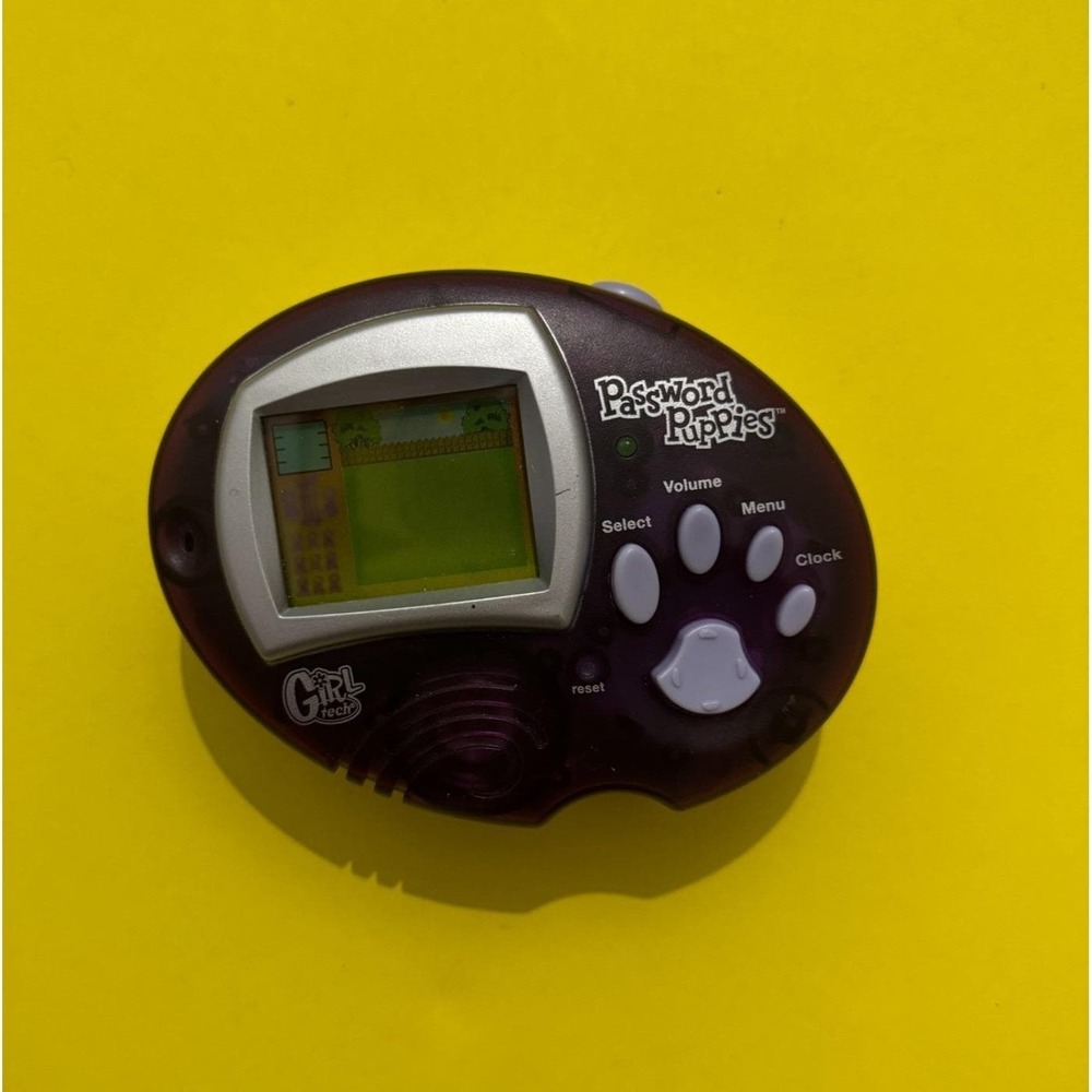 Password Puppies Voice-Activated Handheld Game -‎ Mattel - 2007 - Vintage